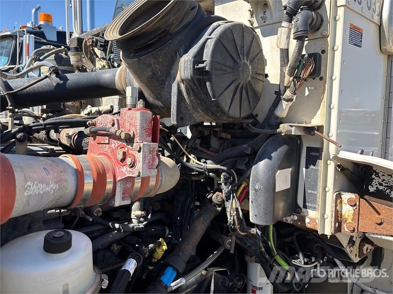 Peterbilt 337 مركبات الأغراض العامة