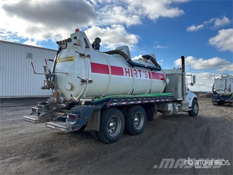 Peterbilt 348 Kombiji / vakuumski kamioni