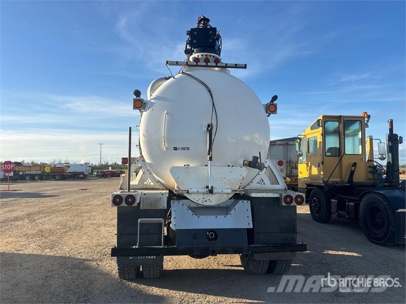 Peterbilt 348 Slamsugere