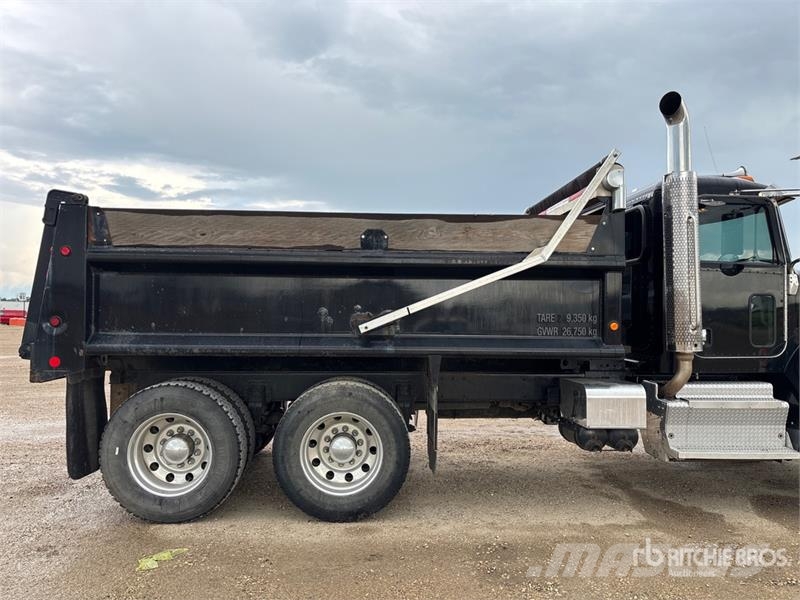Peterbilt 348 Kallurid