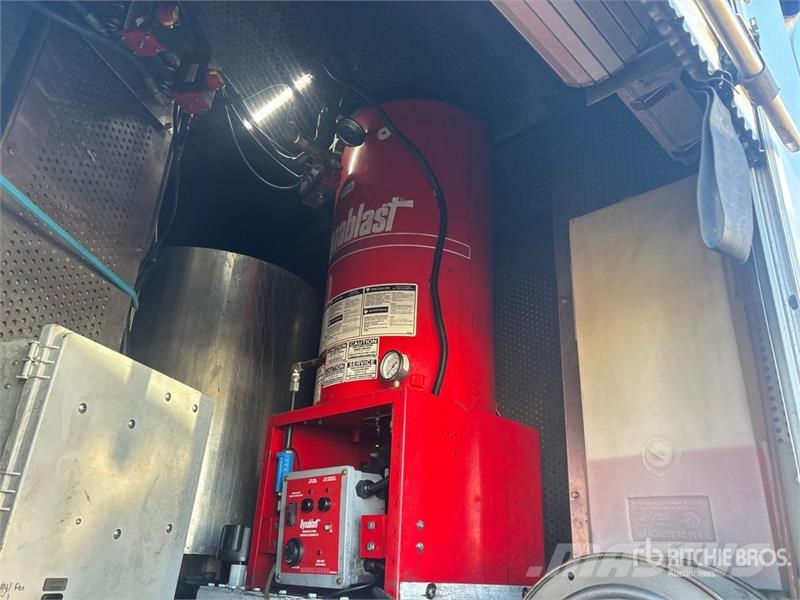 Peterbilt 348 Slamsugere
