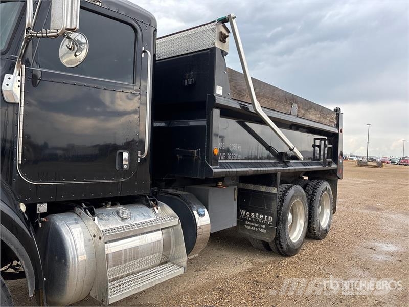 Peterbilt 348 Kallurid