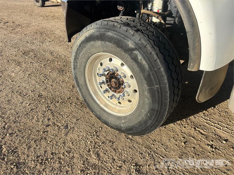 Peterbilt 348 Slamsugere