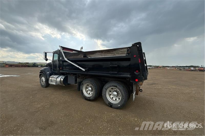 Peterbilt 348 Kallurid