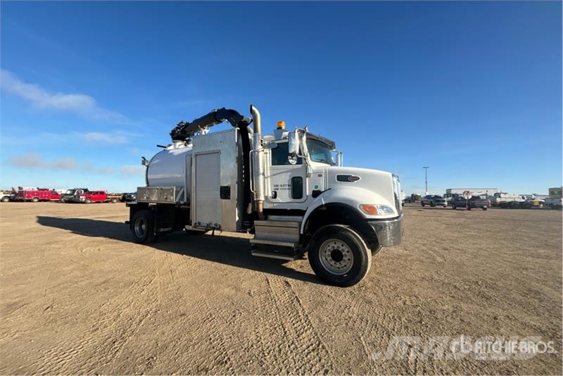 Peterbilt 348 Slamsugere