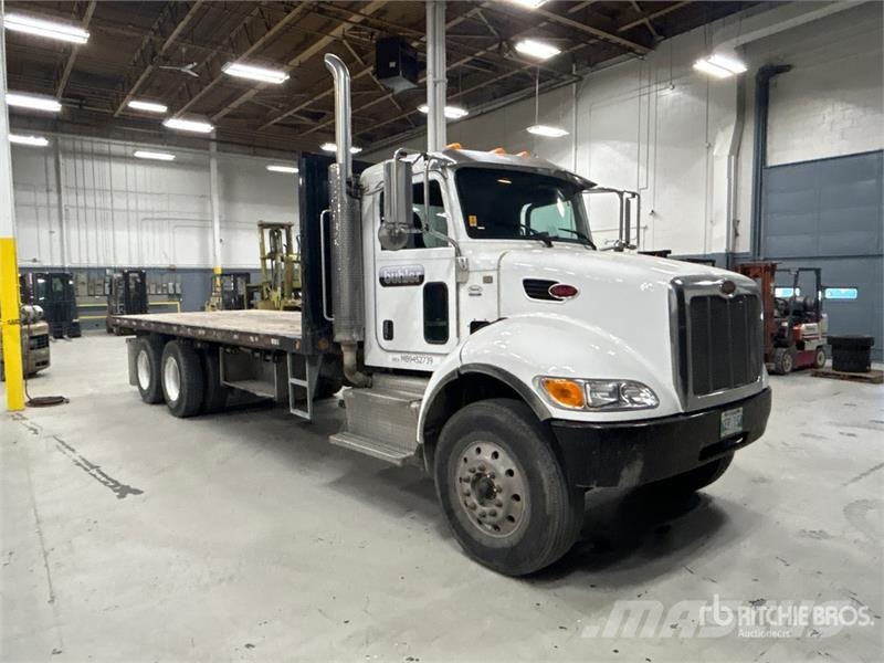 Peterbilt 348 Flatbed / Dropside trucks