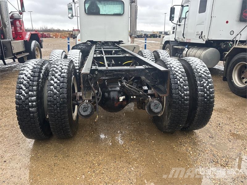 Peterbilt 348 6x4 Cab and Chassis Kabine i unutrašnjost