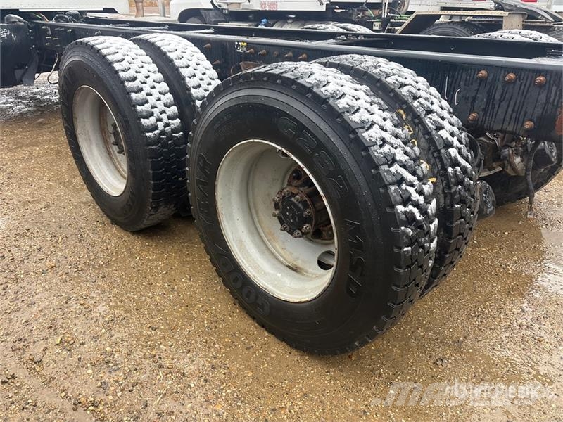Peterbilt 348 6x4 Cab and Chassis Kabine i unutrašnjost