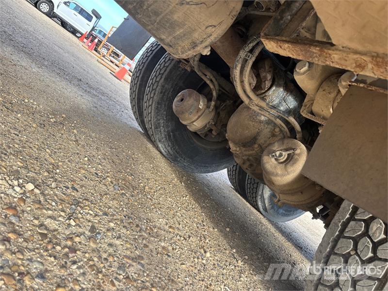 Peterbilt 348 6x4 Sewer Cleaner Truck Ассенизаторские машины