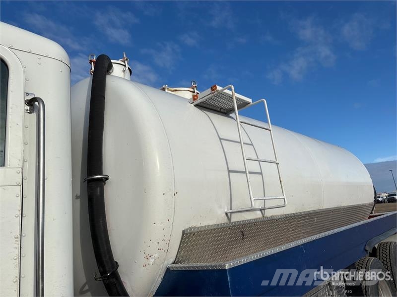 Peterbilt 348 6x4 Sewer Cleaner Truck Ассенизаторские машины