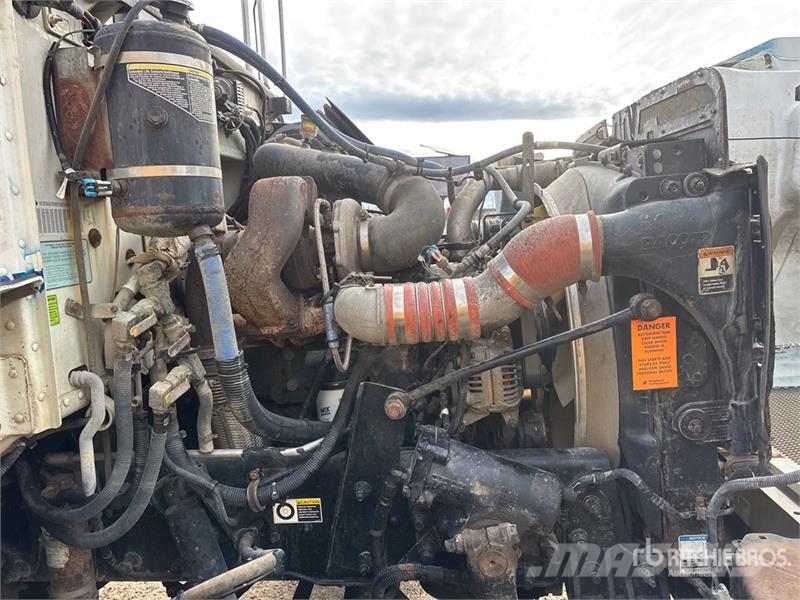Peterbilt 348 6x4 Sewer Cleaner Truck Ассенизаторские машины