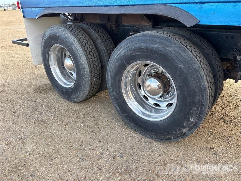 Peterbilt 348 6x4 Sewer Cleaner Truck Ассенизаторские машины