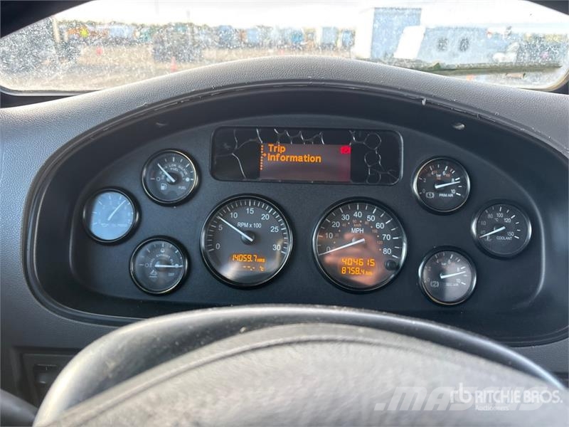 Peterbilt 348 6x4 Sewer Cleaner Truck Ассенизаторские машины