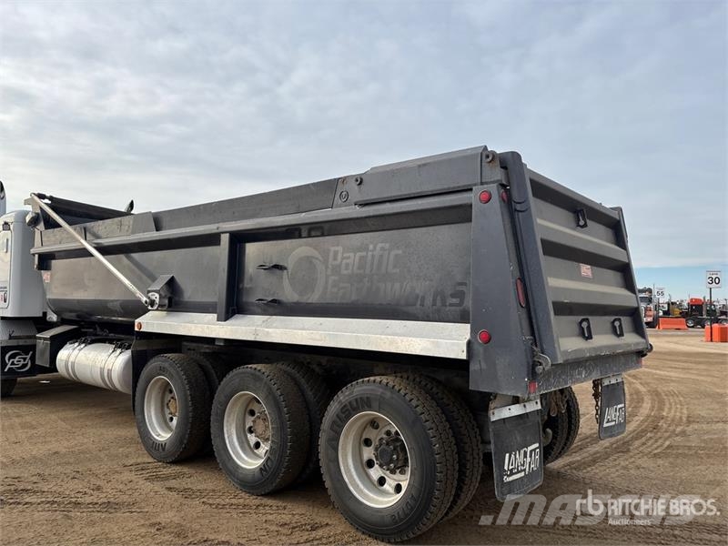 Peterbilt 357 Sora- ja kippiautot