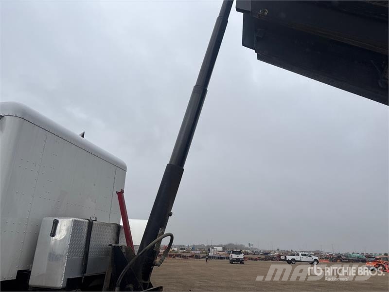 Peterbilt 357 Самосвал
