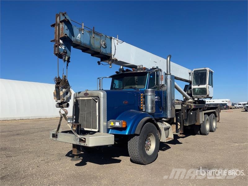 Peterbilt 357 Lastbil med kran