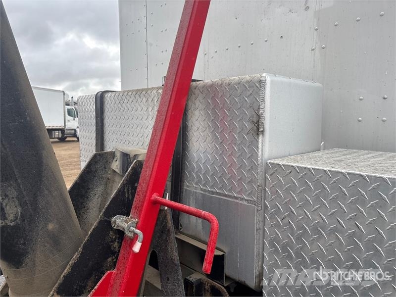 Peterbilt 357 Самосвал