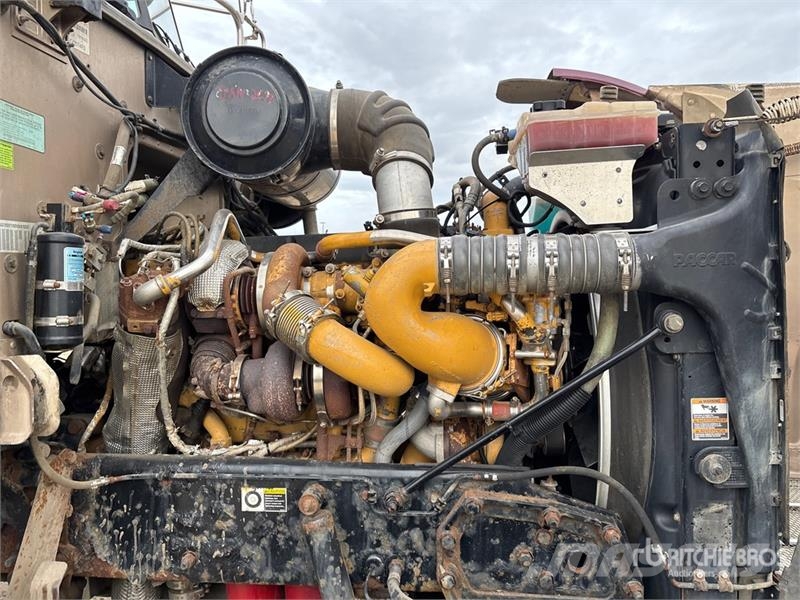 Peterbilt 365 8x6 Potable Water Truck Поливальні машини