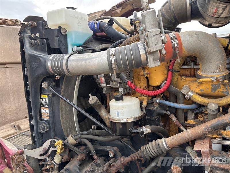 Peterbilt 365 8x6 Potable Water Truck Поливальні машини