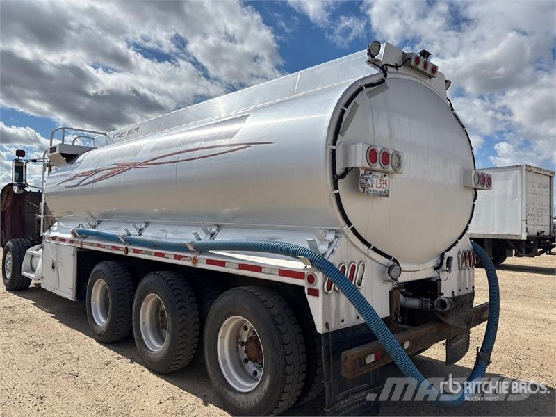 Peterbilt 365 8x6 Water Truck Ūdens mašīnas