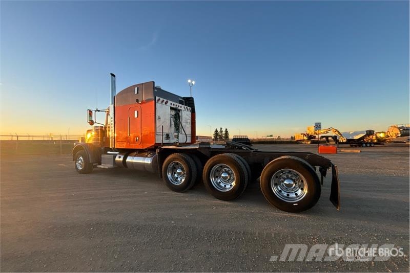 Peterbilt 367 Sadulveokid