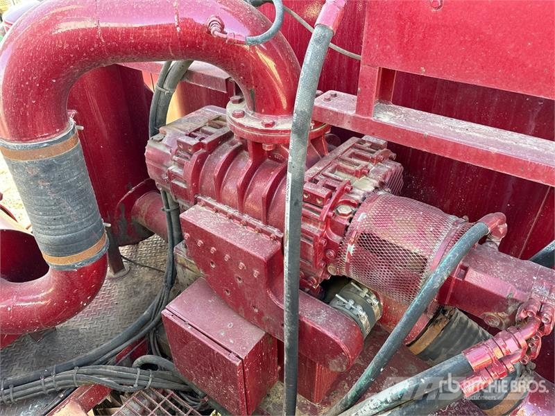 Peterbilt 367 Kombi / koparki ssące