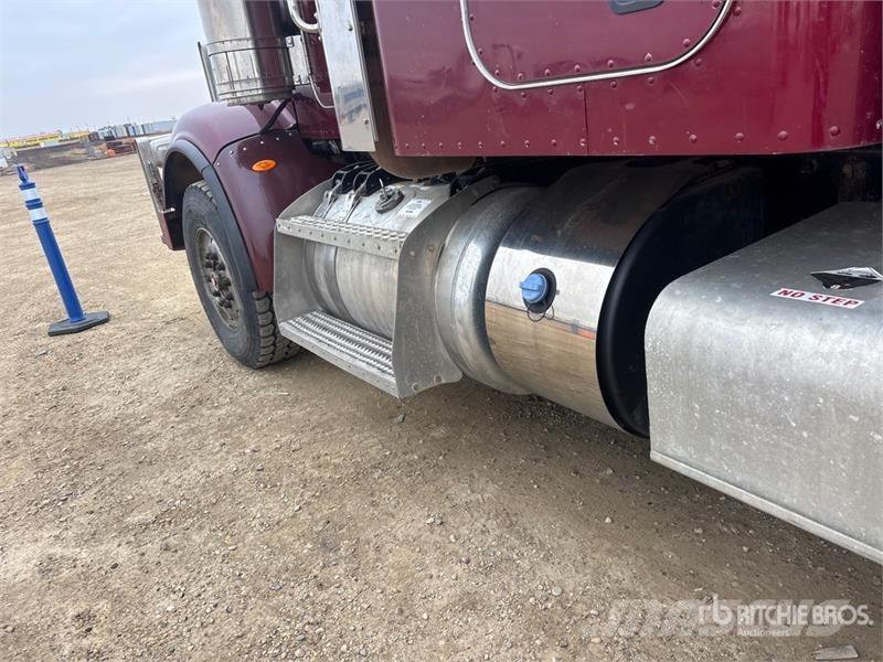Peterbilt 367 Ассенизаторские машины