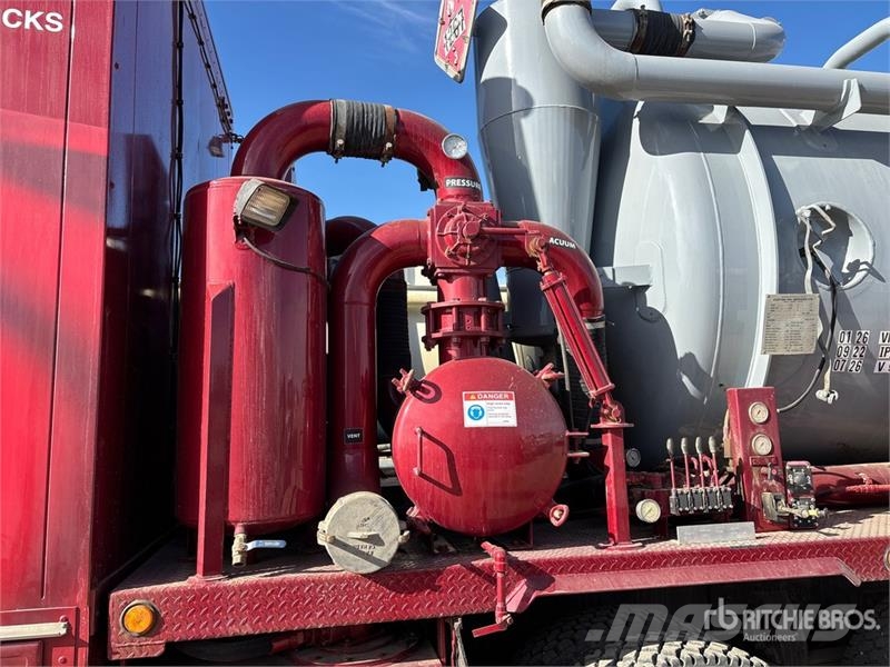 Peterbilt 367 Kombi / koparki ssące