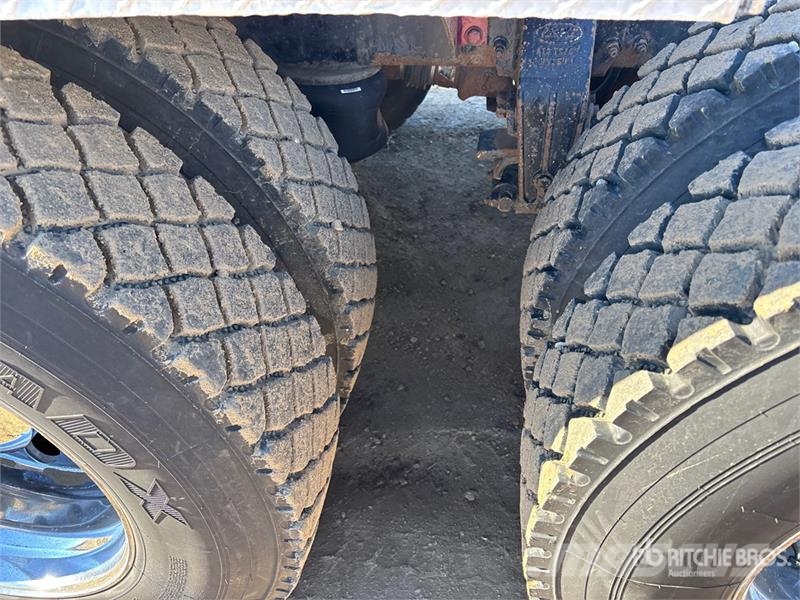 Peterbilt 367 وحدات الجر