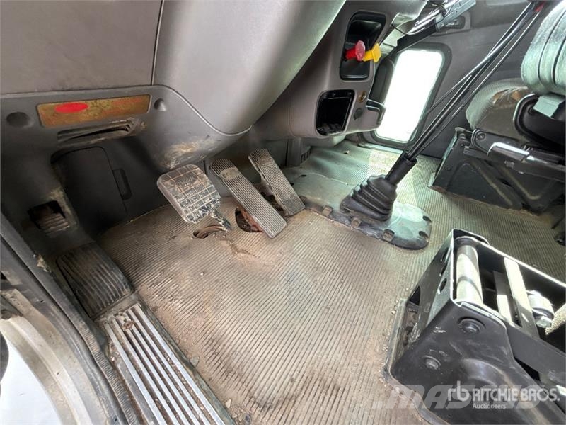Peterbilt 367 وحدات الجر