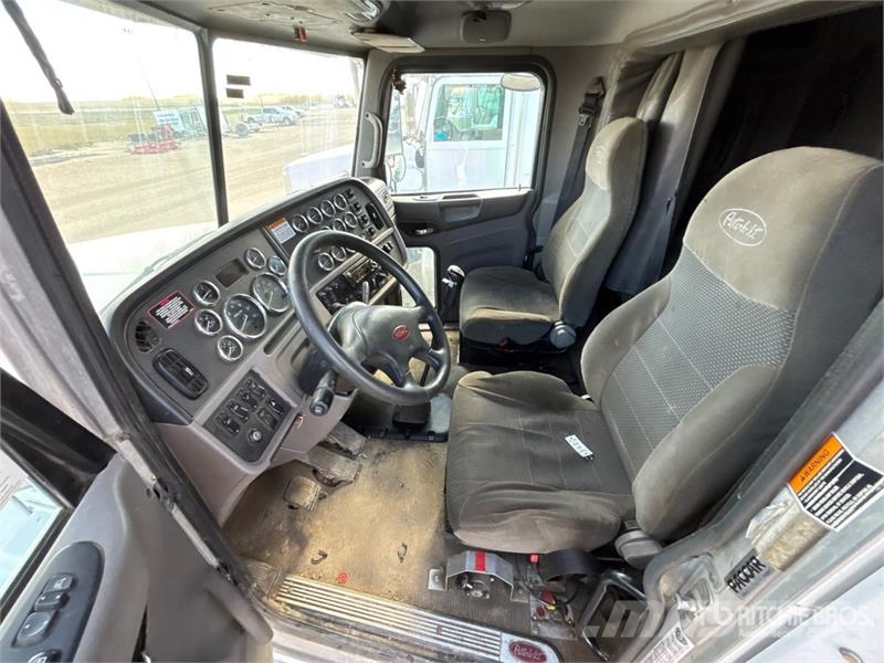 Peterbilt 367 Çekiciler