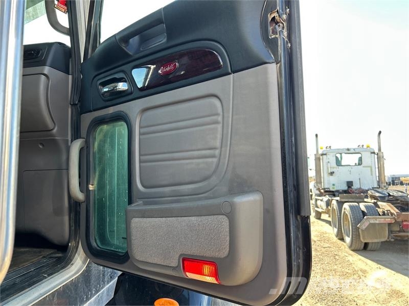 Peterbilt 367 Çekiciler