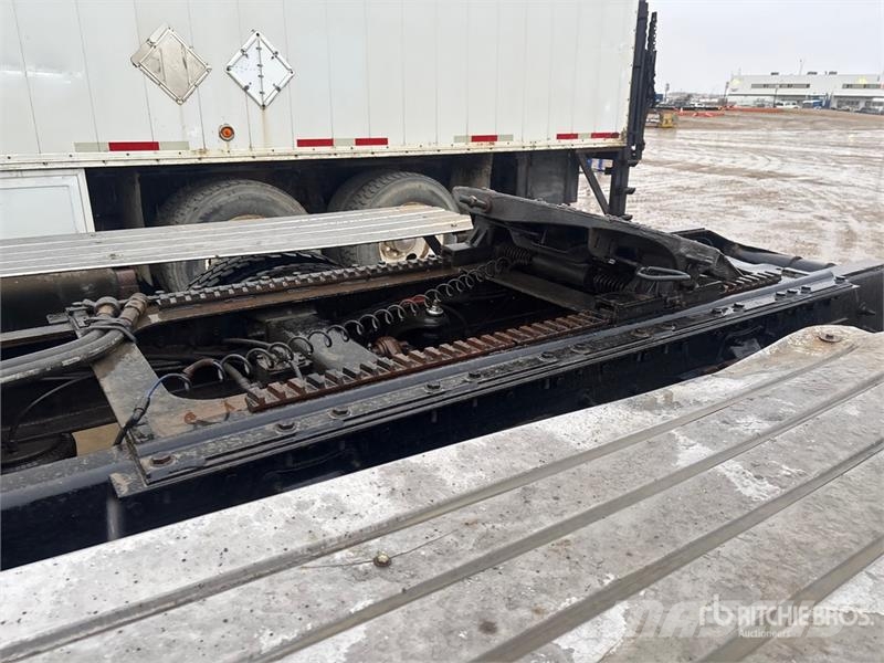 Peterbilt 367 Truck Tractor Units
