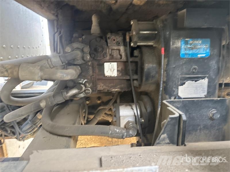 Peterbilt 367 Комби / вакуум камиони
