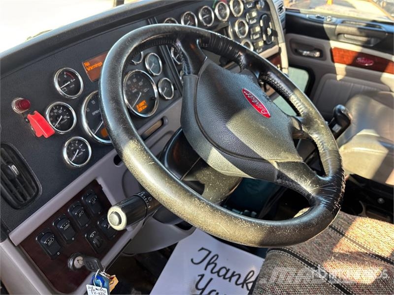 Peterbilt 367 Camiones cisternas