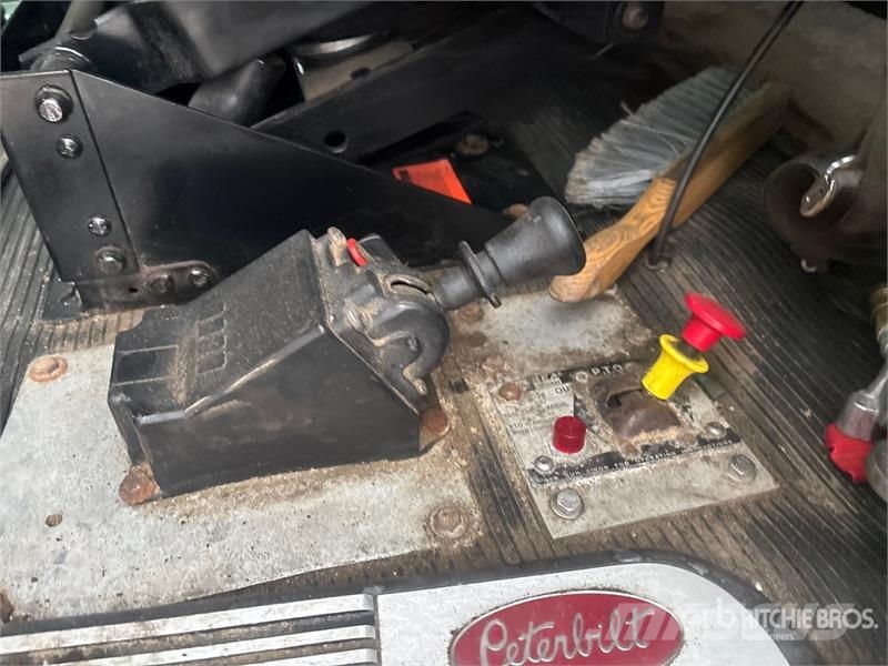 Peterbilt 367 Truck Tractor Units