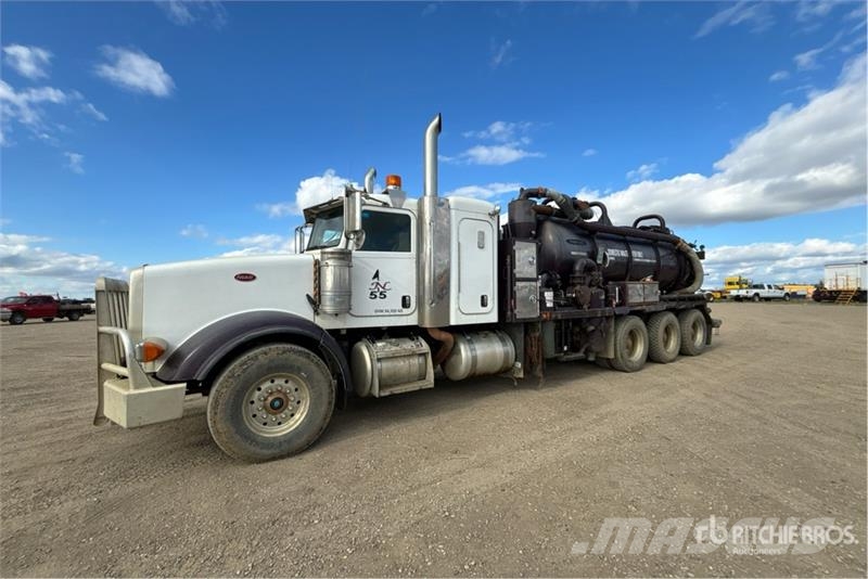 Peterbilt 367 組合/真空油槽車