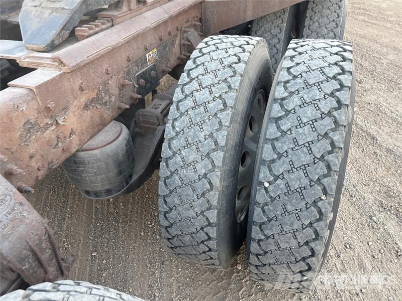 Peterbilt 367 Sadulveokid