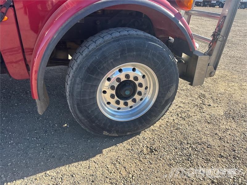 Peterbilt 367 Пожежні машини та устаткування