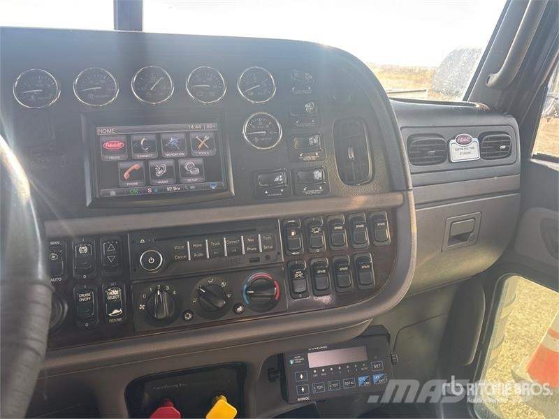 Peterbilt 367 Trekkvogner
