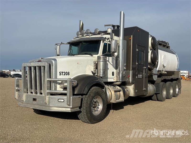 Peterbilt 367 Комби / вакуум камиони
