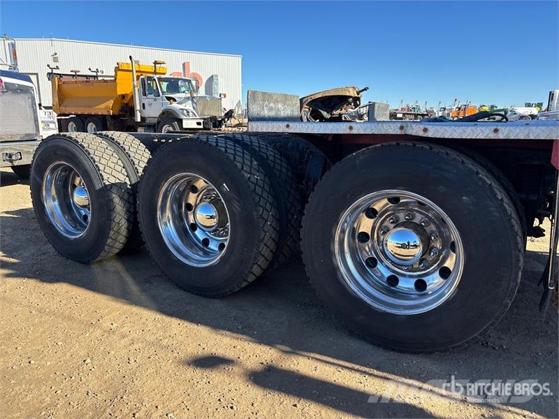 Peterbilt 367 وحدات الجر