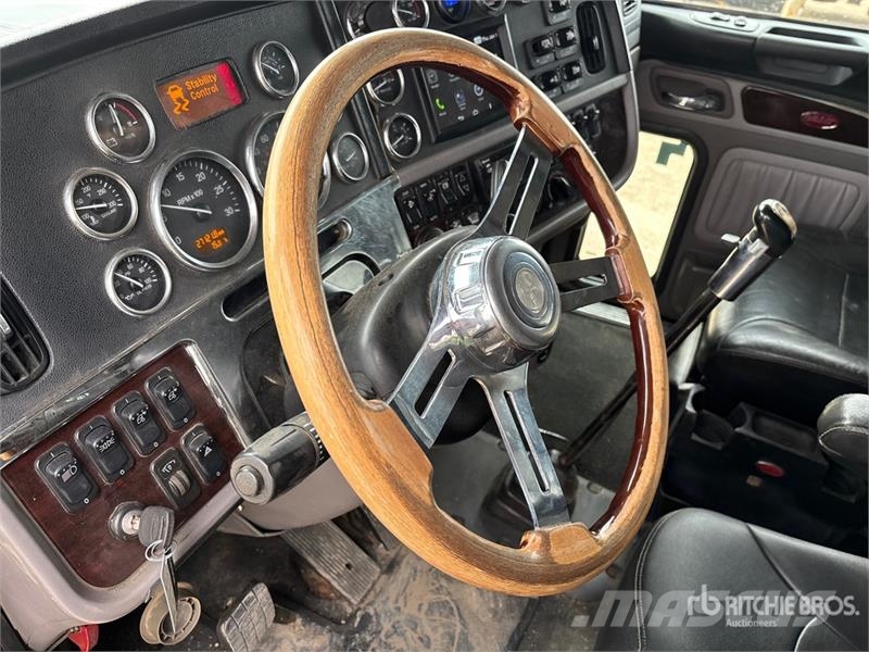 Peterbilt 367 Седельные тягачи