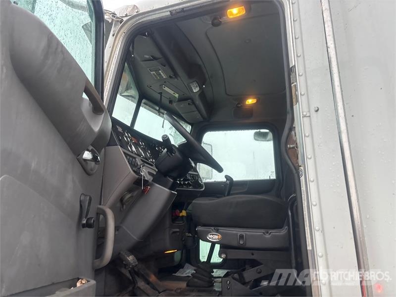 Peterbilt 367 Truck Tractor Units