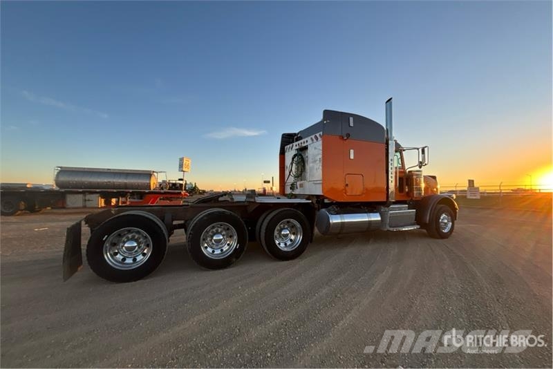 Peterbilt 367 Sadulveokid