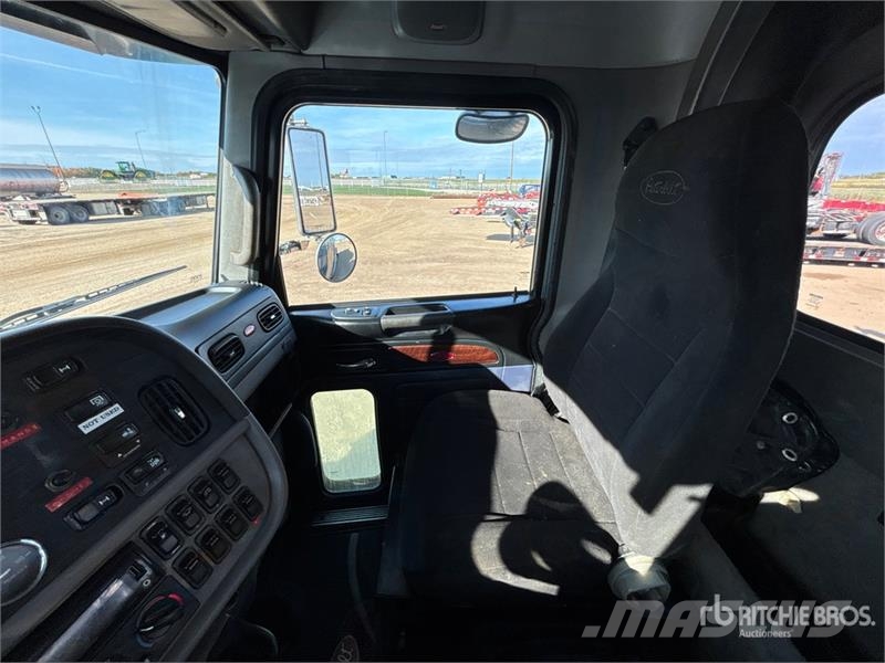 Peterbilt 367 Slamsuger