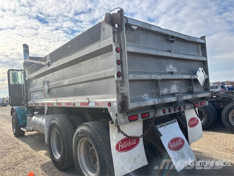 Peterbilt 367 Tipper trucks
