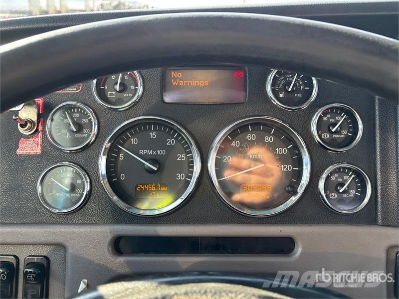Peterbilt 367 Slamsuger