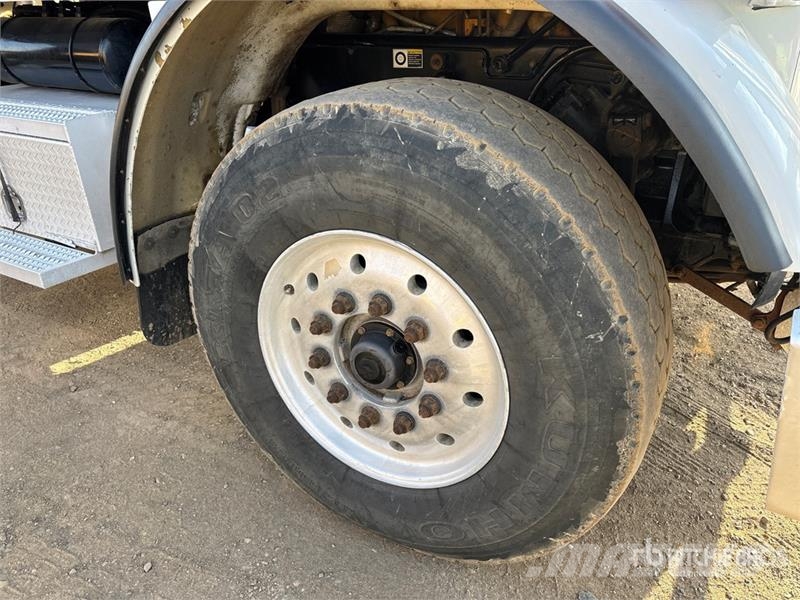 Peterbilt 367 Camiones cisterna
