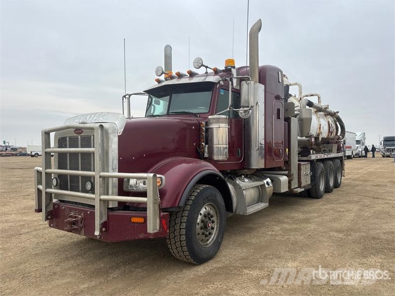 Peterbilt 367 Ассенизаторские машины